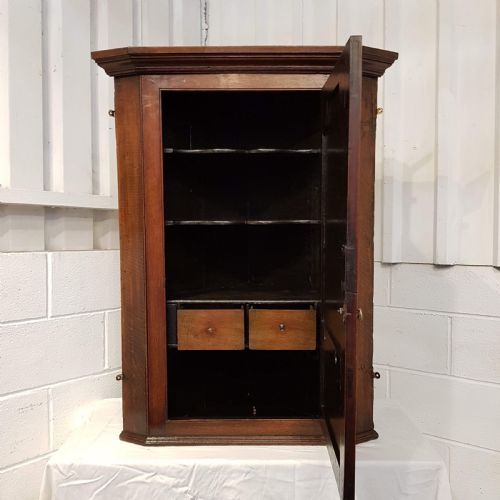 fig 1. ANTIQUE GEORGIAN OAK CORNER CUPBOARD C1780