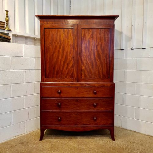 fig 2. ANTIQUE GEORGIAN PERIOD MAHOGANY CLOTHES PRESS C1780