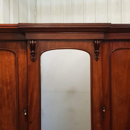 fig 1. ANTIQUE VICTORIAN MAHOGANY BREAKFRONT TRIPLE WARDROBE COMPACTUM C1880