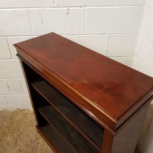 fig 1. ANTIQUE VICTORIAN MAHOGANY OPEN BOOKCASE C1880