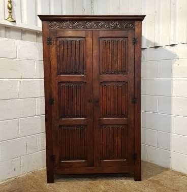 fig 2. ANTIQUE EDWARDIAN CARVED OAK SMALL DOUBLE WARDROBE C1900