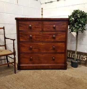 Antique Victorian Mahogany Chest of Drawers C1880