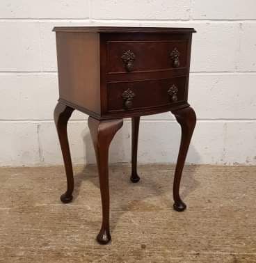 fig 1. ANTIQUE PAIR QUEEN ANNE MAHOGANY BEDSIDE TABLES C1920
