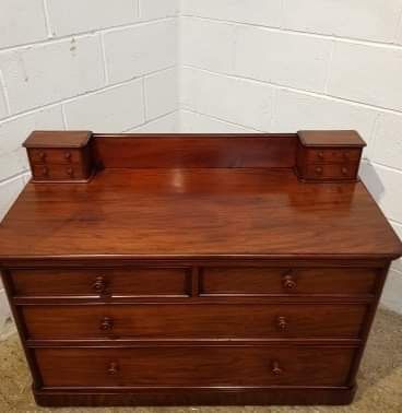 fig 2. ANTIQUE VICTORIAN MAHOGANY CHEST OF DRAWERS C1880