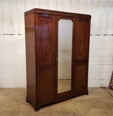 fig 1. ANTIQUE EDWARDIAN MAHOGANY TRIPLE WARDROBE C1900
