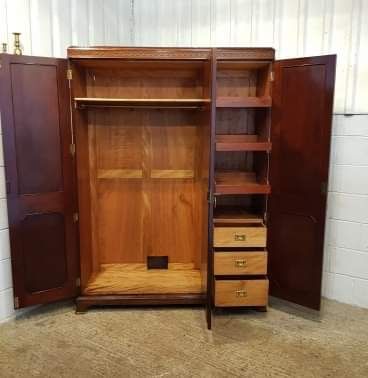 fig 2. ANTIQUE EDWARDIAN MAHOGANY TRIPLE WARDROBE C1900