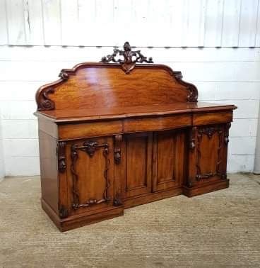 fig 1. ANTIQUE VICTORIAN MAHOGANY CHIFFONIER SIDEBOARD C1880