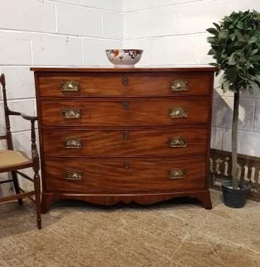 Antique Regency Mahogany Bow Front Chest of Drawers C1820