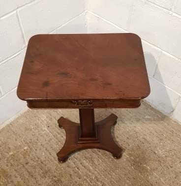 fig 2. ANTIQUE WILLIAM 1V MAHOGANY SIDE TABLE C1830
