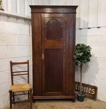 Antique Edwardian Oak Hall Wardrobe C1900