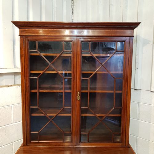 fig 2. ANTIQUE LATE VICTORIAN REGENCY MAHOGANY ASTRAGAL GLAZED LIBRARY BOOKCASE C1890