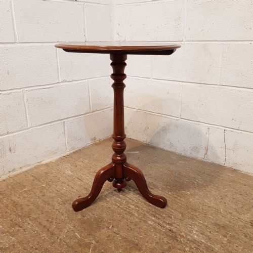 fig 1. ANTIQUE VICTORIAN WALNUT INLAID GAMES CHESS TABLE C1880