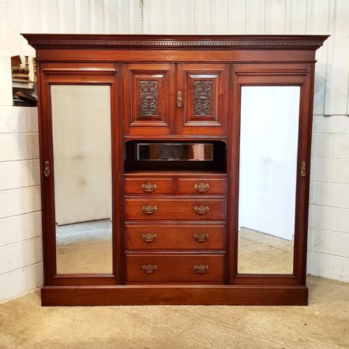 fig 1. ANTIQUE VICTORIAN MAHOGANY TRIPLE WARDROBE C1880
