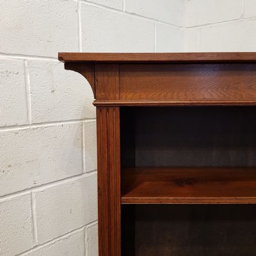 fig 2. ANTIQUE ARTS & CRAFTS OAK OPEN BOOKCASE C1890