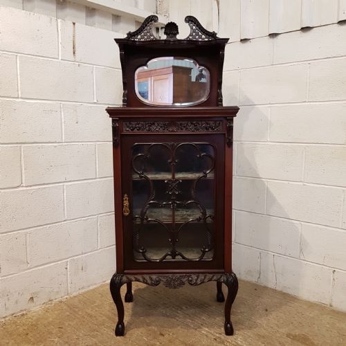 fig 1. ANTIQUE LATE 19TH CENTURY CHIPPENDALE MAHOGANY DISPLAY MUSIC CABINET C1890