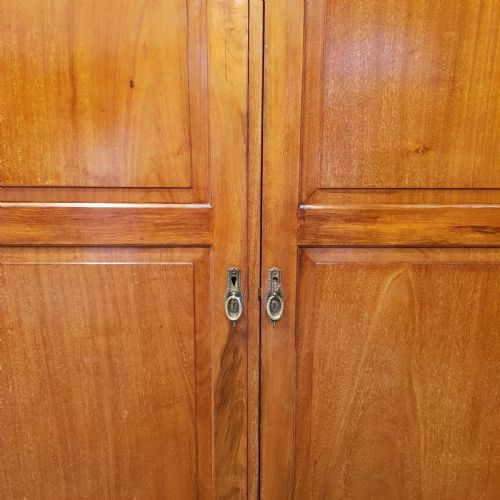 fig 2. ANTIQUE EDWARDIAN MAHOGANY DOUBKE WARDROBE C1900