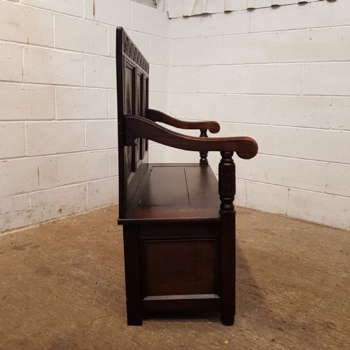 fig 1. ANTIQUE EDWARDIAN CARVED OAK BOX SETTLE C1900