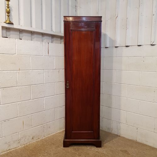 fig 2. ANTIQUE VICTORIAN SINGLE MAHOGANY SENTRY BOX FITTED WARDROBE C1880