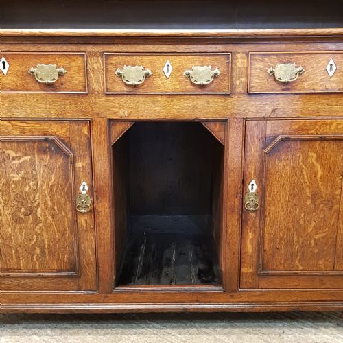 fig 2. ANTIQUE 18TH CENTURY PERIOD COUNTRY OAK DRESSER C1780