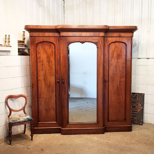 Antique Victorian Mahogany Breakfront Triple Wardrobe Compactum C1880
