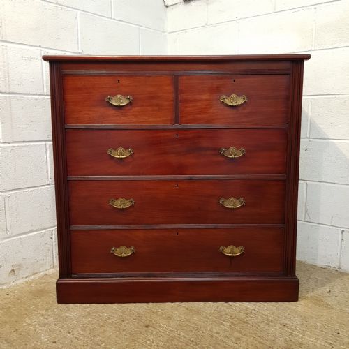 fig 1. ANTIQUE VICTORIAN MAHOGANY CHEST OF DRAWERS C1890