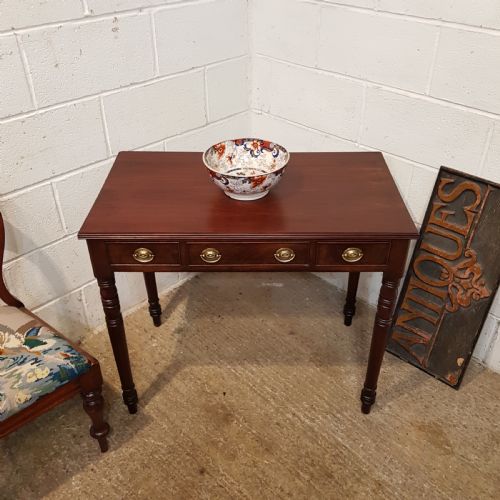 fig 2. ANTIQUE REGENCY MAHOGANY SIDE TABLE C1920
