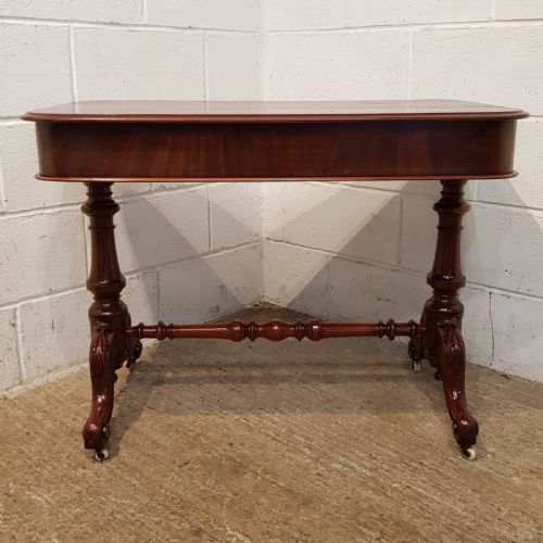 fig 1. ANTIQUE VICTORIAN MAHOGANY SIDE TABLE C1880