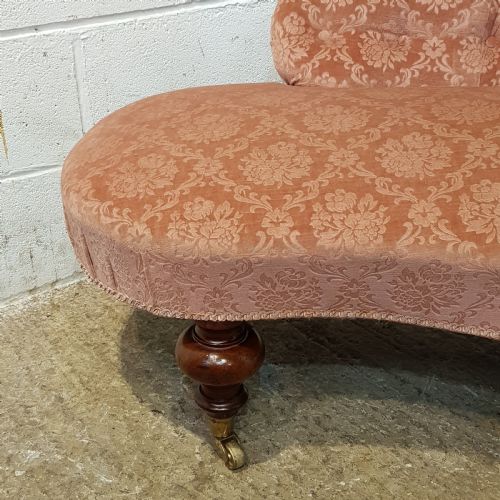 fig 2. ANTIQUE SMALL VICTORIAN CHAISE LONGUE C1880
