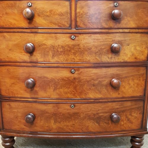 fig 1. ANTIQUE VICTORIAN MAHOGANY BOW FRONT CHEST OF DRAWERS C1880