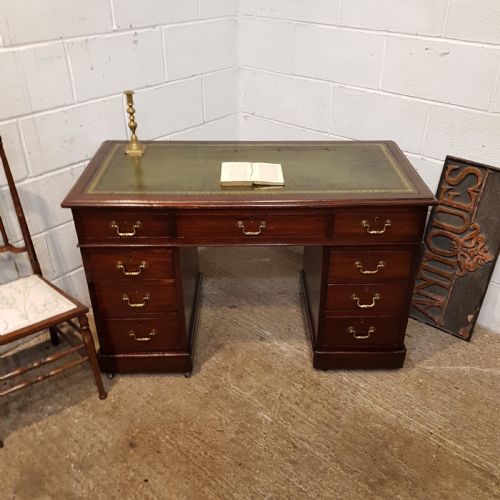 fig 1. ANTIQUE VICTORIAN MAHOGANY TWIN PEDESTAL DESK C1880