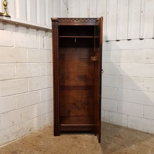 fig 1. ANTIQUE CARVED OAK HALL WARDROBE C1920