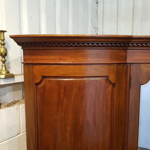 fig 2. ANTIQUE EDWARDIAN MAHOGANY BOW FRONT TRIPLE WARDROBE C1900