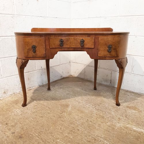 fig 2. ANTIQUE BURR WALNUT KIDNEY SHAPED DRESSING TABLE C1920