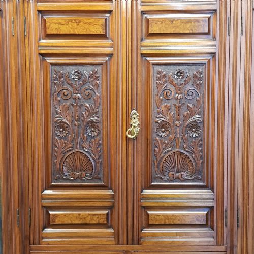 fig 2. ANTIQUE VICTORIAN BURR WALNUT TRIPLE WARDROBE C1880