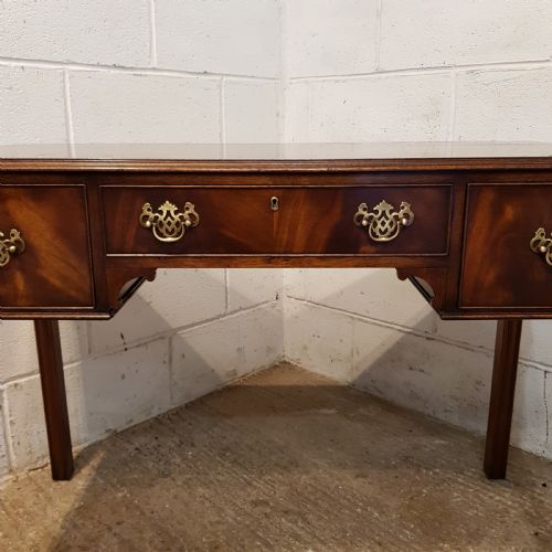 fig 1. ANTIQUE FLAMED MAHOGANY DESK C1920