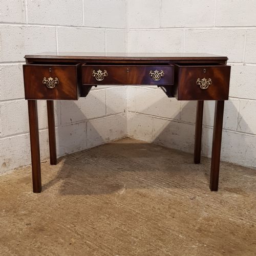 fig 2. ANTIQUE FLAMED MAHOGANY DESK C1920