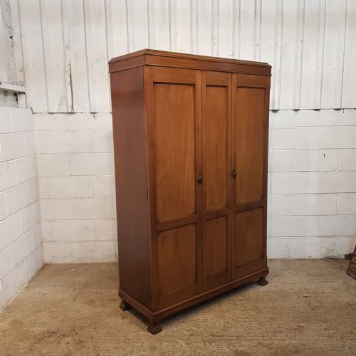 fig 1. ANTIQUE EDWARDIAN MAHOGANY DOUBLE WARDROBE C1900