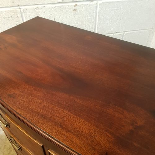 fig 1. ANTIQUE REGENCY MAHOGANY BOW FRONT CHEST OF DRAWERS C1880