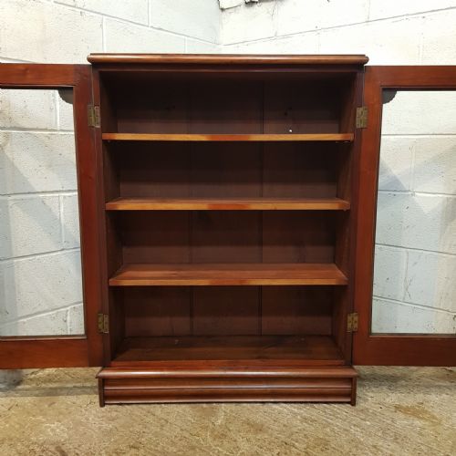 fig 1. ANTIQUE VICTORIAN MAHOGANY GLAZED BOOKCASE C1880