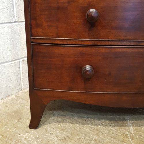 fig 2. ANTIQUE VICTORIAN MAHOGANY BOW FRONT CHEST OF DRAWERS C1860