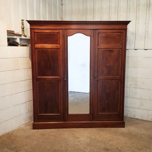 fig 2. ANTIQUE EDWARDIAN MAHOGANY TRIPLE WARDROBE C1900