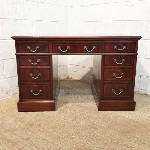 fig 1. ANIQUE EDWARDIAN MAHOGANY PEDESTAL DESK BY WARING & GILLOWS C1900