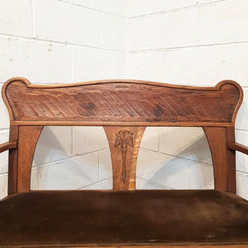 fig 1. ANTIQUE ARTS & CRAFTS OAK HALL WINDOW SEAT C1890
