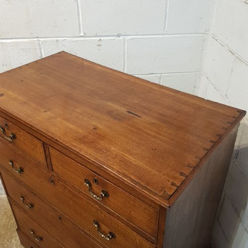 fig 1. ANTIQUE 18TH CENTURY PERIOD COUNTRY OAK CHEST OF DRAWERS C1780