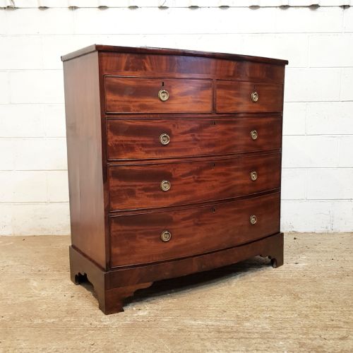 fig 1. ANTIQUE REGENCY MAHOGANY BOW FRONT CHEST OF DRAWERS C1820