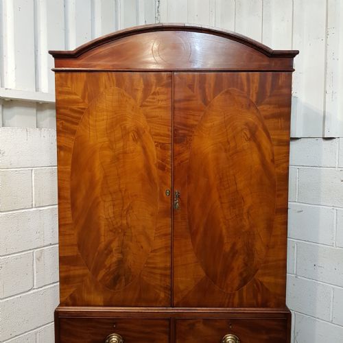 fig 1. ANTIQUE REGENCY MAHOGANY PRESS WARDROBE C1820
