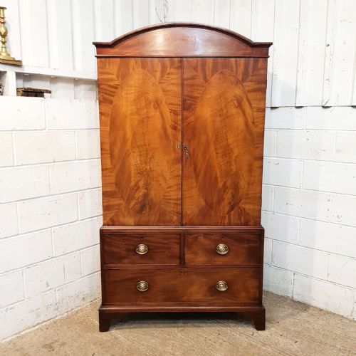 fig 2. ANTIQUE REGENCY MAHOGANY PRESS WARDROBE C1820