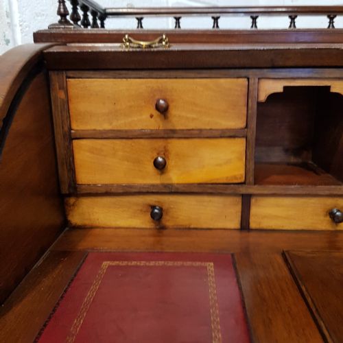 fig 1. ANTIQUE VICTORIAN WALNUT ROLL TOP DESK C1880