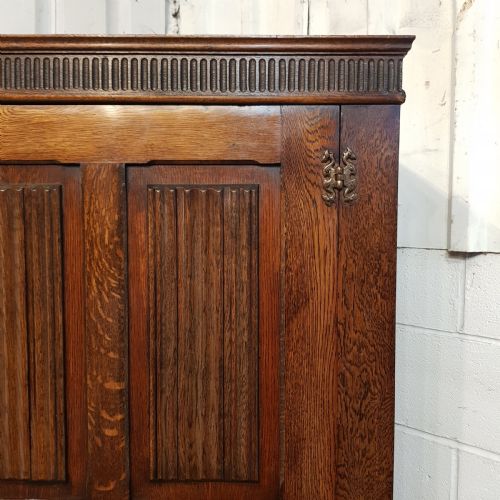 fig 2. ANTIQUE OAK LINEN FOLD SINGLE WARDROBE  C1920