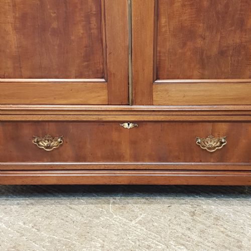 fig 2. ANTIQUE VICTORIAN MAHOGANY DOUBLE WARDROBE C1860